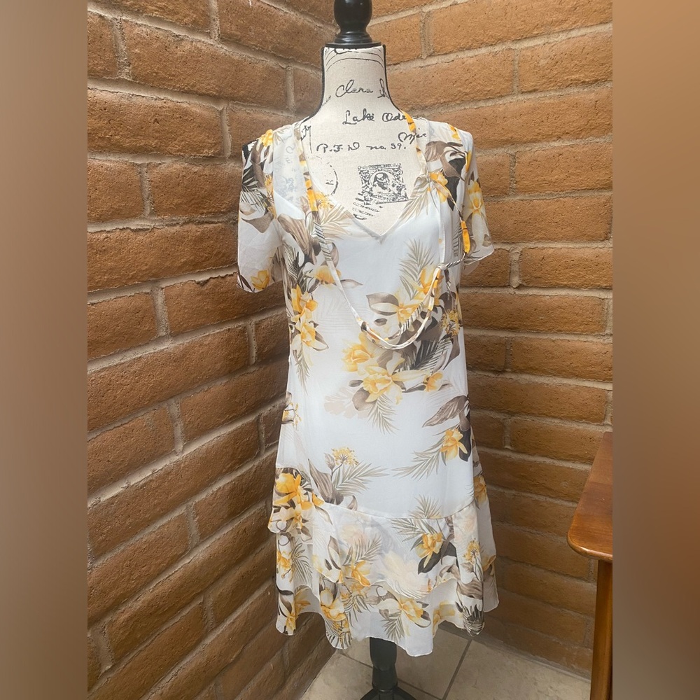 NWT White House Black Market Floral Dress